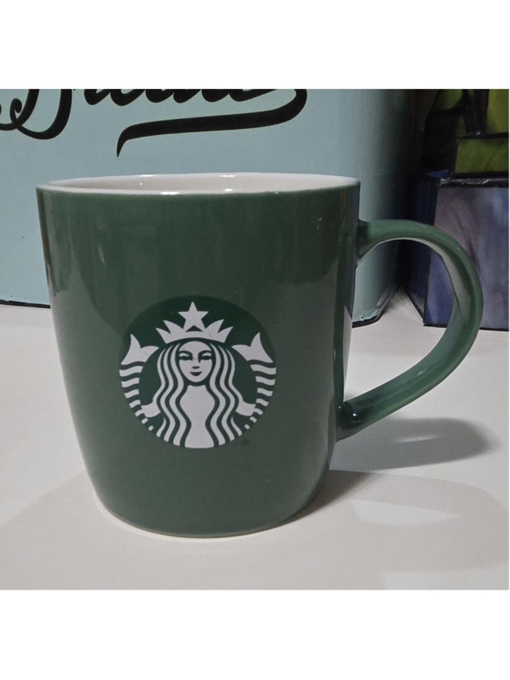 Starbucks Green Siren Logo Coffee Mug White Interior 11 fl oz / 324 mL 2021